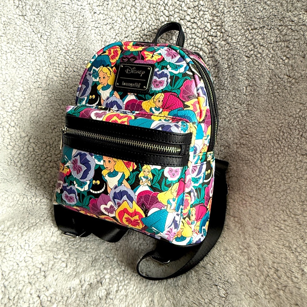 LIKE NEW! 🍄 Alice in Wonderland Loungefly Mini Backpack 🌼